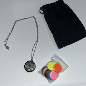 Stainless steel tree of life pendant necklace w multicolor aromatherapy pads